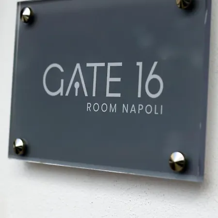 Apartment Gate 16